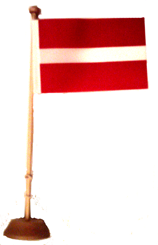 Drapeau de table lettonie en bois vernis - Promociel