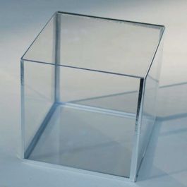Table d'appoint Cube en plexiglas transparent